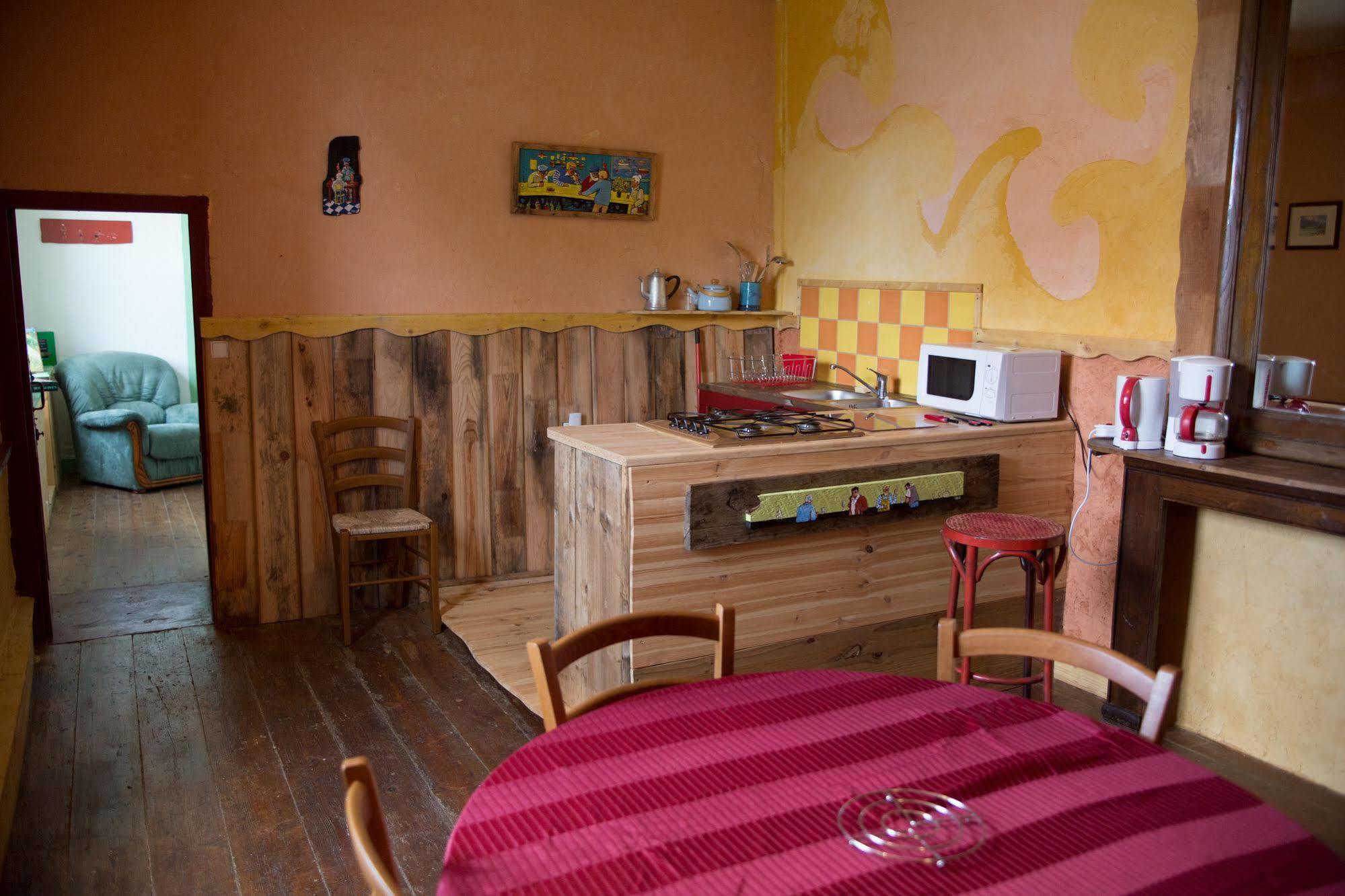 Les Du Couvent Alternatif Holiday home *
