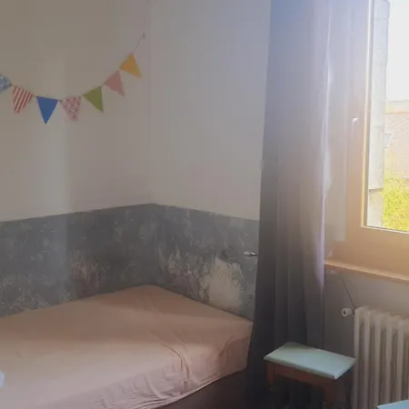 Les Gites Du Couvent Alternatif Camlez Esterno foto
